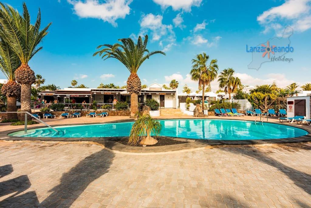 Casa Patty, Piscinas Climatizadas, Primera Linea Costa Teguise Exterior photo